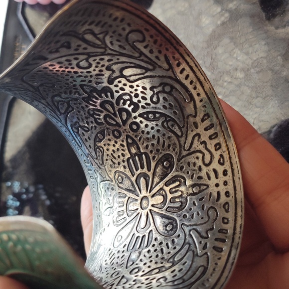 Stunning teal floral cuff bracelet - Picture 2 of 6